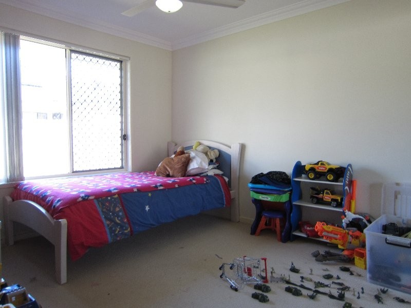 9 Piccadilly Court, Deebing Heights QLD 4306