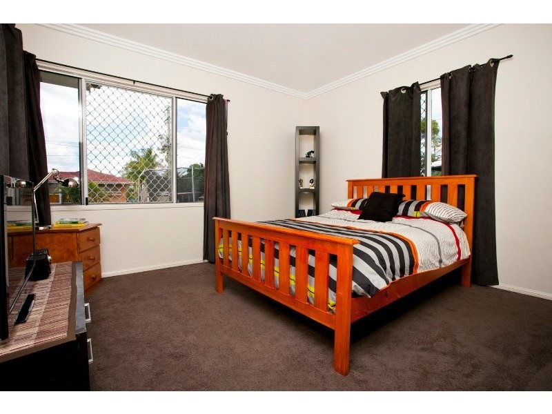 19 Theodore Street, Brassall QLD 4305