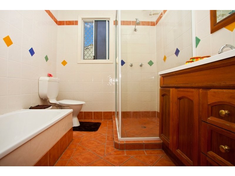 19 Theodore Street, Brassall QLD 4305