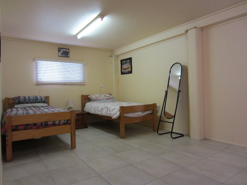 15 Cleary Street, Bundamba QLD 4304