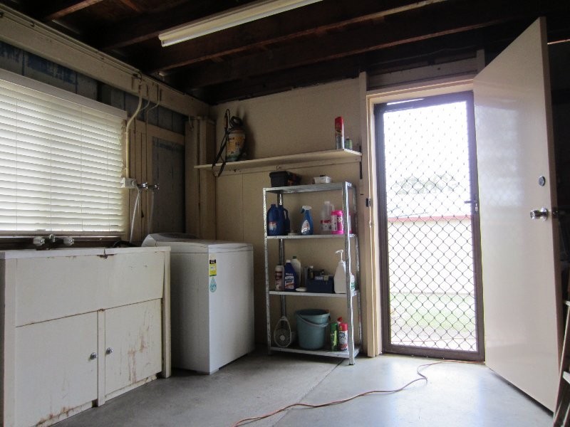 15 Cleary Street, Bundamba QLD 4304