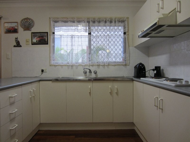 15 Cleary Street, Bundamba QLD 4304