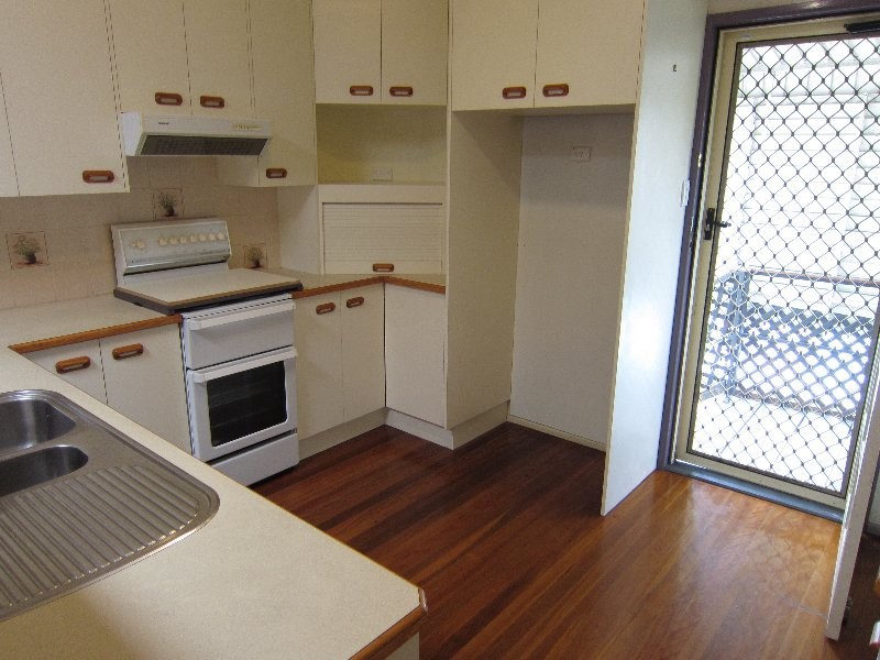 81 Lance Drive, Flinders View QLD 4305