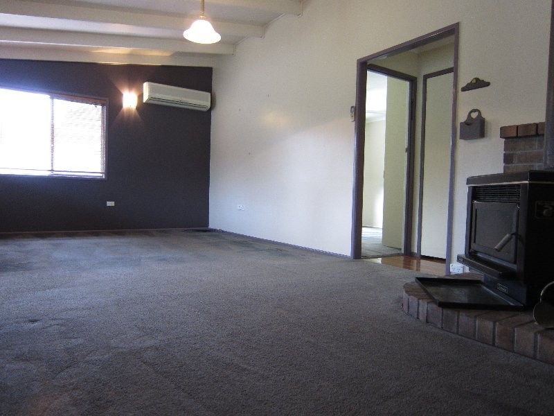 81 Lance Drive, Flinders View QLD 4305