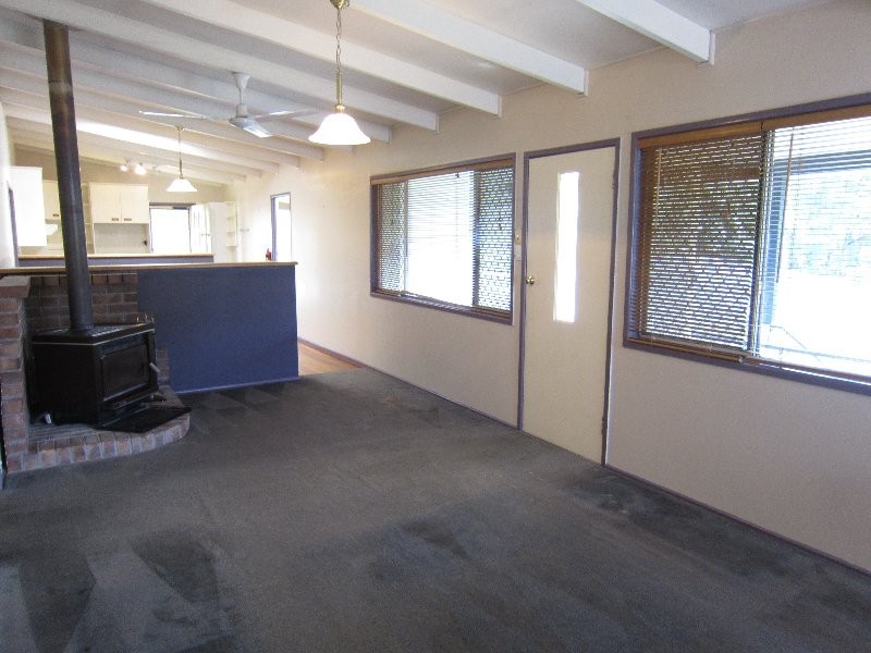 81 Lance Drive, Flinders View QLD 4305