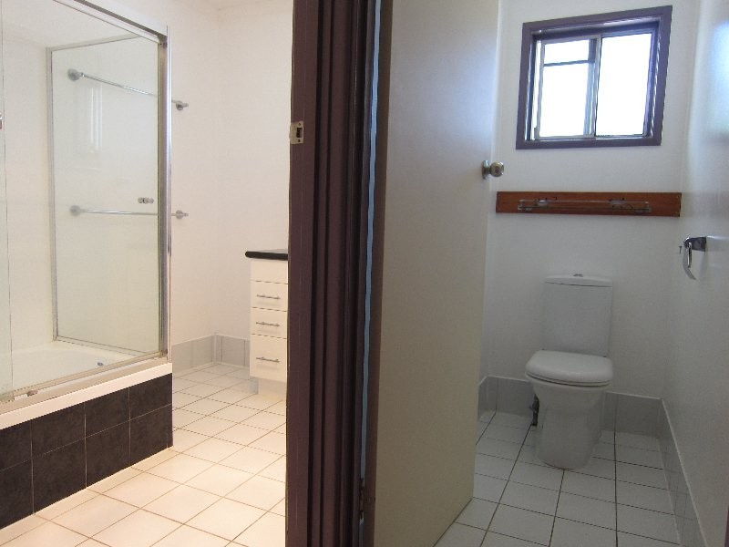 81 Lance Drive, Flinders View QLD 4305