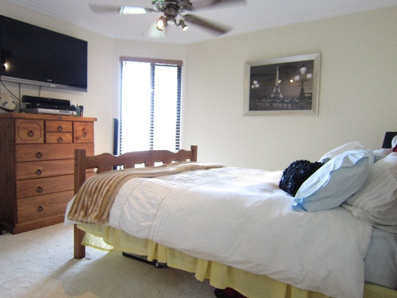 19 Peak Court, Peak Crossing QLD 4306