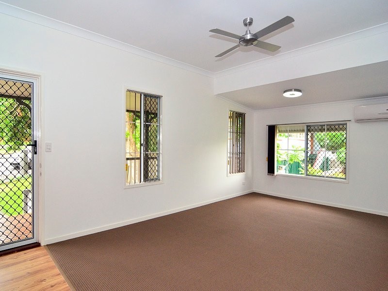 14 Brisbane Road, East Ipswich QLD 4305