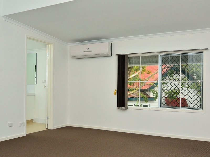 14 Brisbane Road, East Ipswich QLD 4305