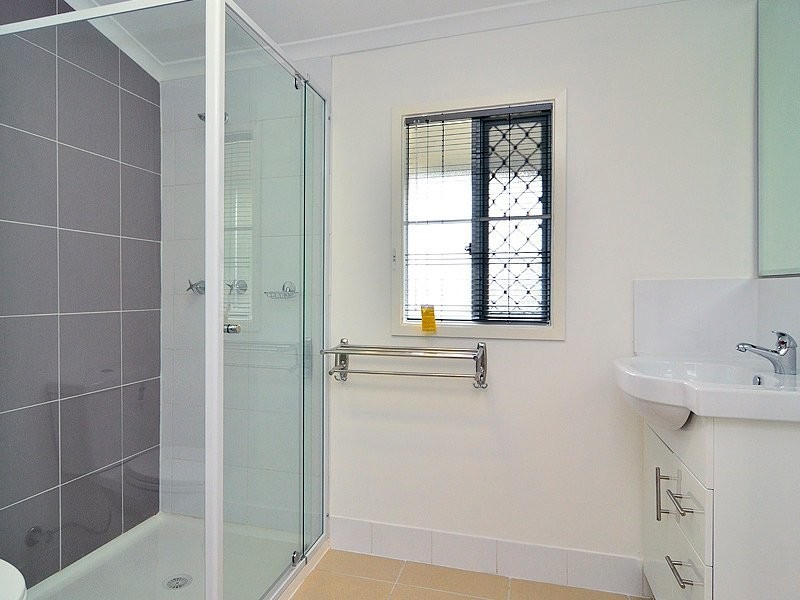 14 Brisbane Road, East Ipswich QLD 4305