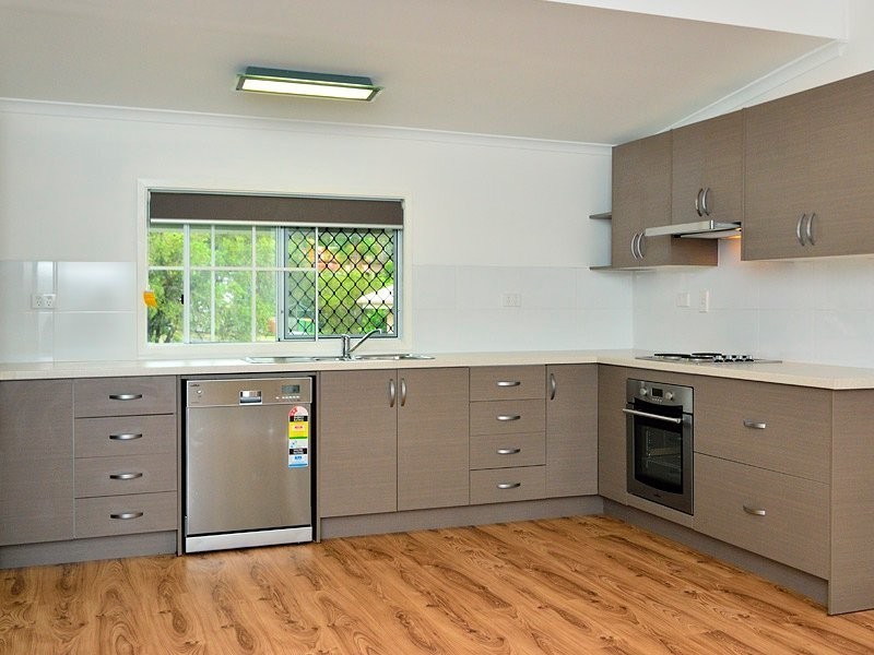 14 Brisbane Road, East Ipswich QLD 4305