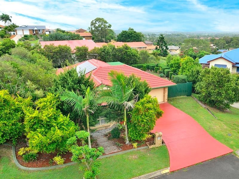 5 Vella Place, Edens Landing QLD 4207