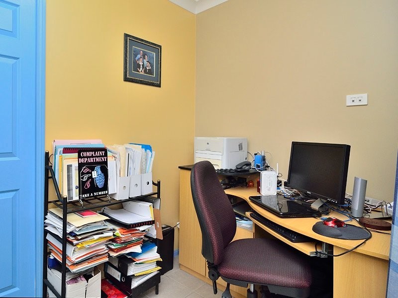 5 Vella Place, Edens Landing QLD 4207