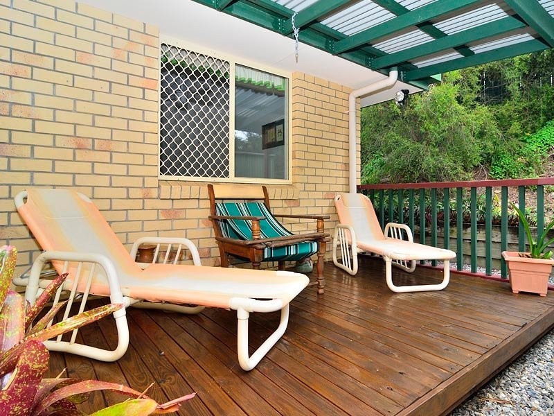 5 Vella Place, Edens Landing QLD 4207