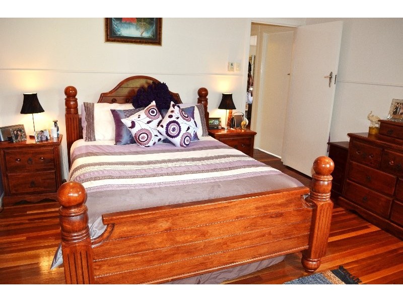 14 Minnis Street, Eastern Heights QLD 4305