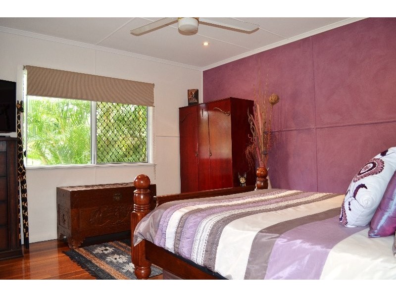 14 Minnis Street, Eastern Heights QLD 4305