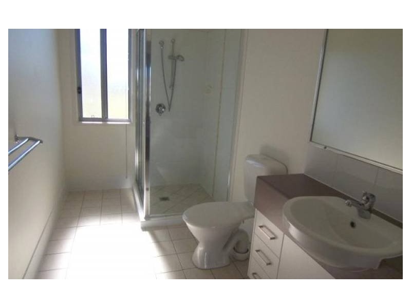 30/15 Workshops Street, Brassall QLD 4305