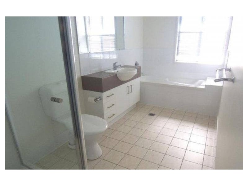 30/15 Workshops Street, Brassall QLD 4305