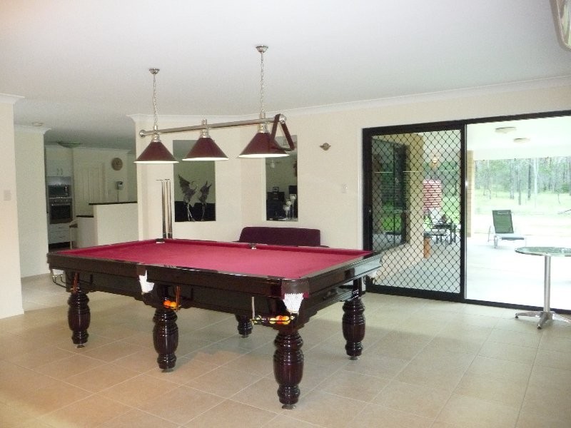 274 Poplar Street, Walloon QLD 4306