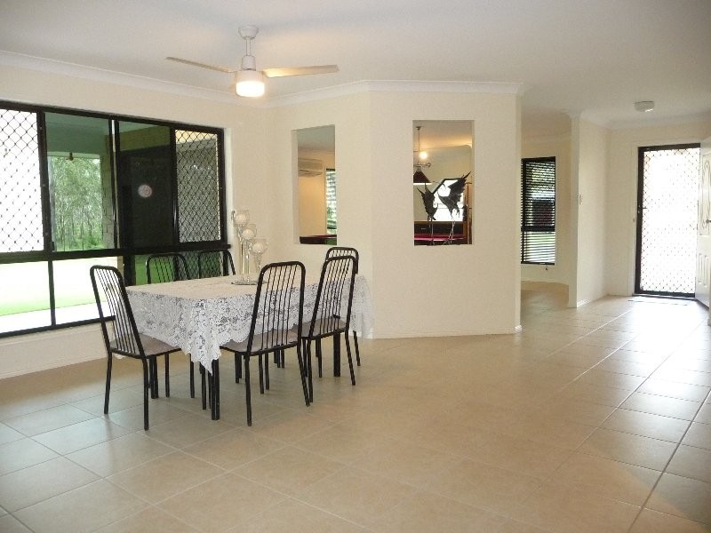 274 Poplar Street, Walloon QLD 4306