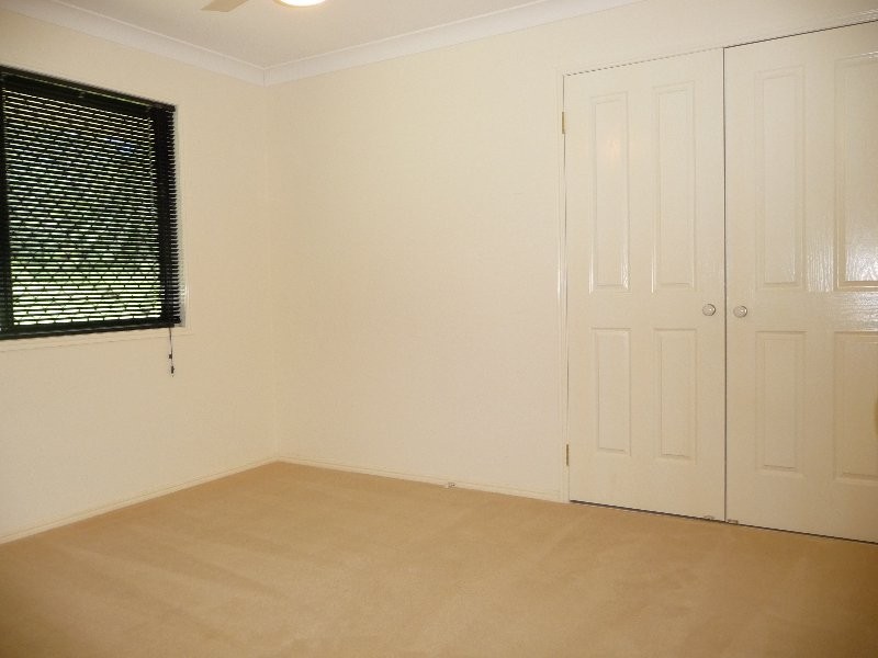 274 Poplar Street, Walloon QLD 4306