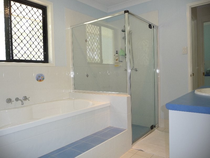 274 Poplar Street, Walloon QLD 4306