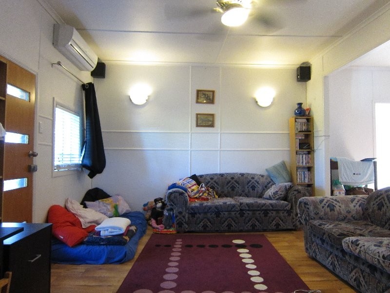 19 Meier Street, Peak Crossing QLD 4306