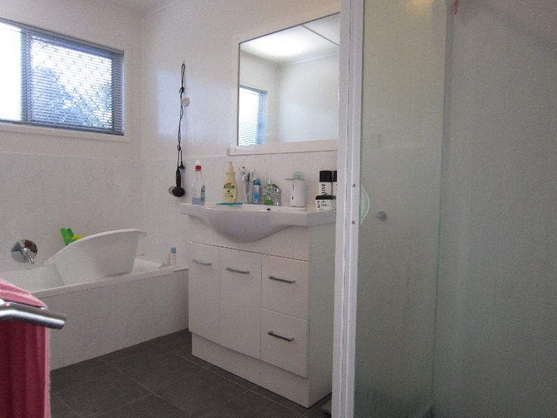 19 Meier Street, Peak Crossing QLD 4306