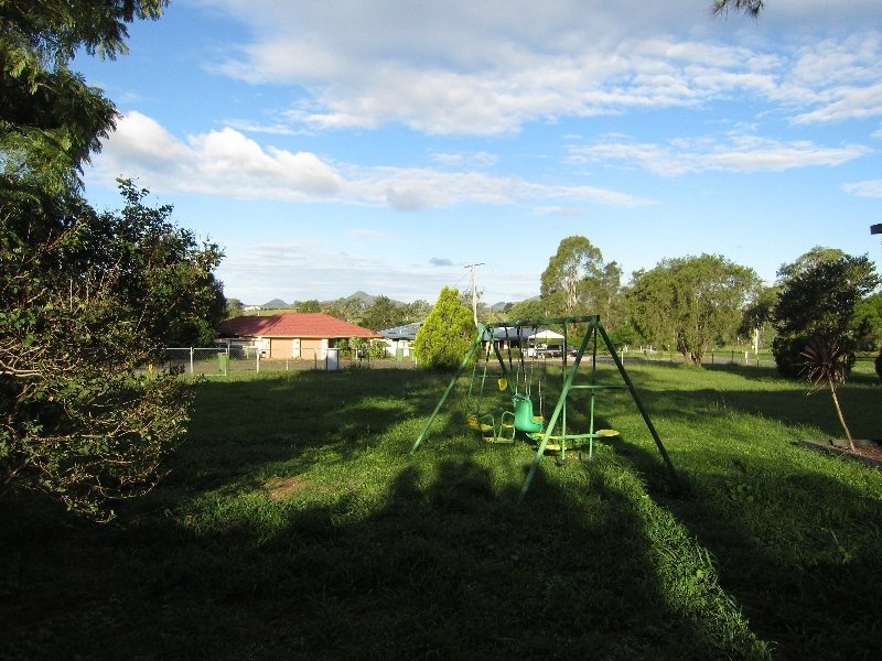 19 Meier Street, Peak Crossing QLD 4306