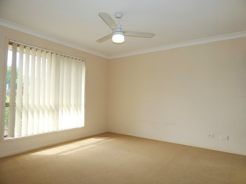 49 Rockman Drive, Raceview QLD 4305