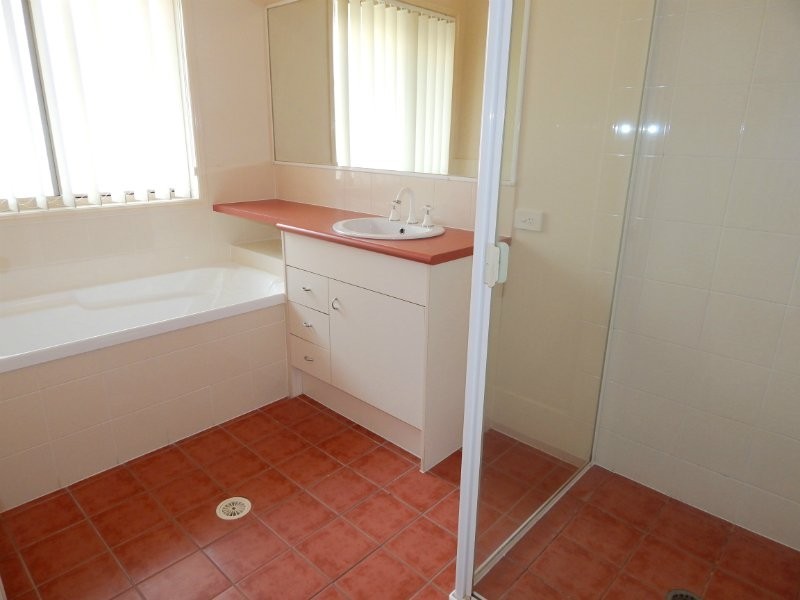 49 Rockman Drive, Raceview QLD 4305