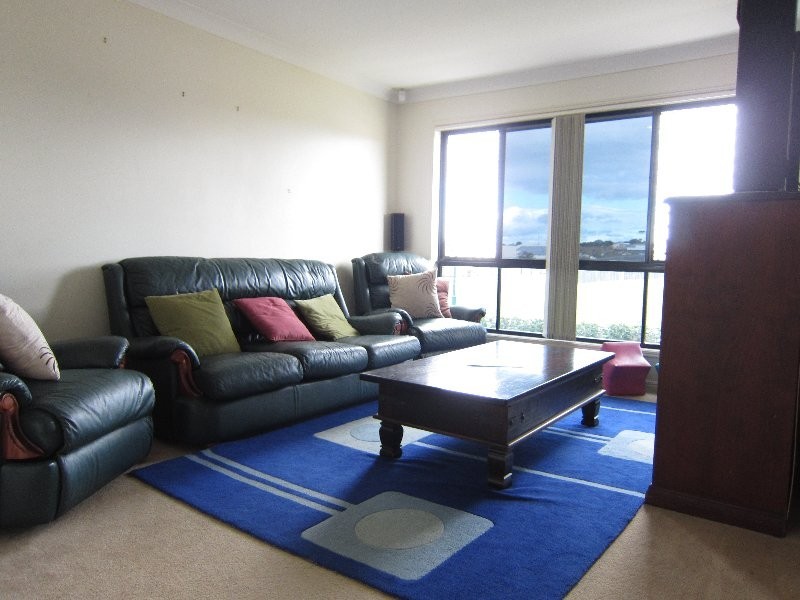 1 Angela Place, Yamanto QLD 4305