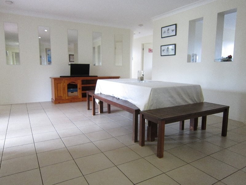 1 Angela Place, Yamanto QLD 4305