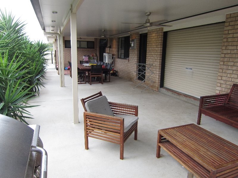 1 Angela Place, Yamanto QLD 4305