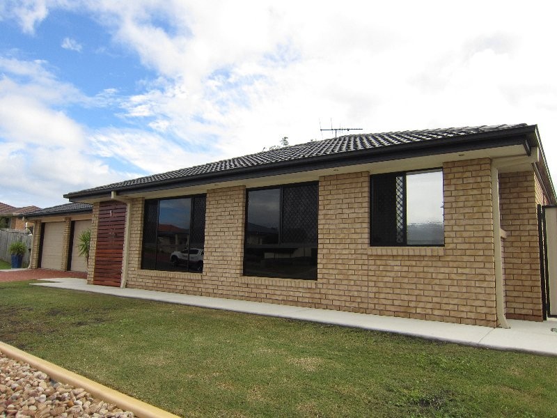 1 Angela Place, Yamanto QLD 4305