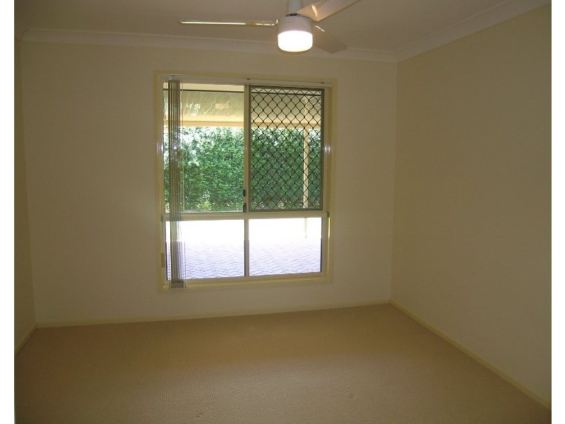 155 Edwards Street, Flinders View QLD 4305