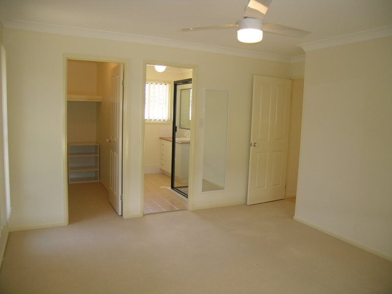 155 Edwards Street, Flinders View QLD 4305