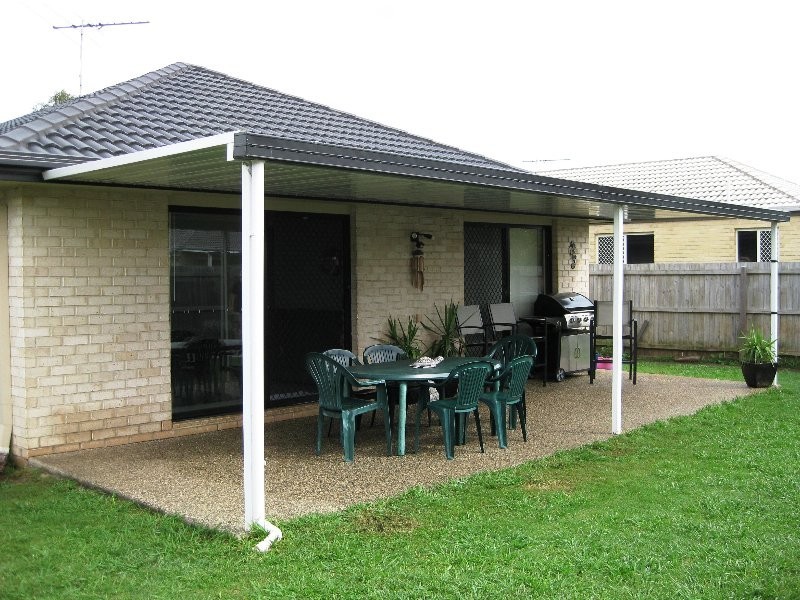 17 Ronayne Circuit, One Mile QLD 4305