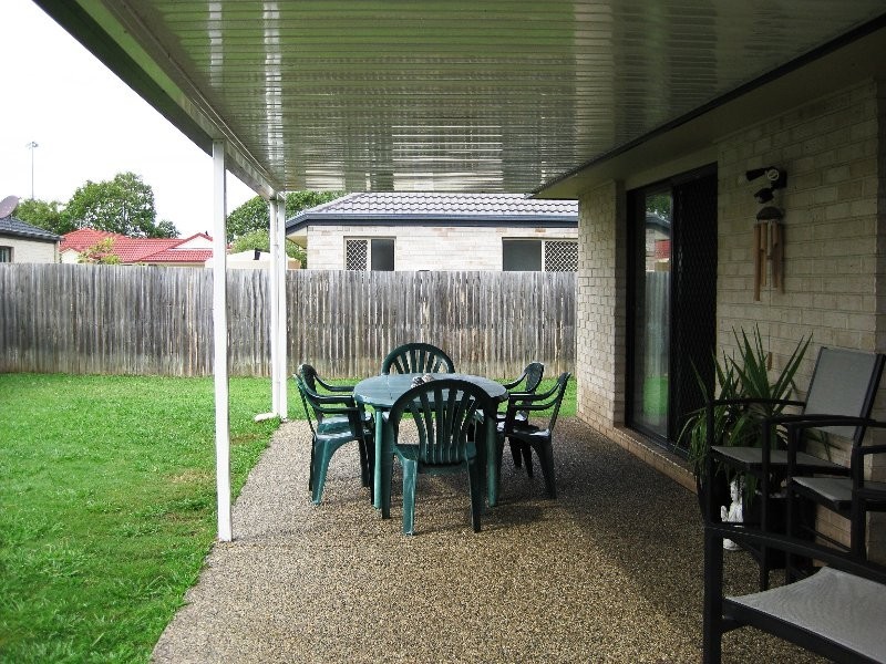 17 Ronayne Circuit, One Mile QLD 4305