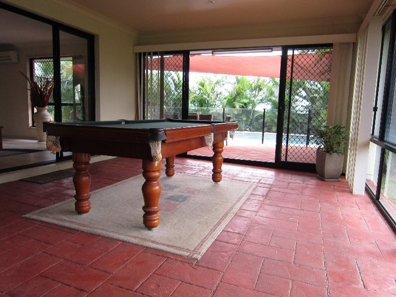 10 Chesterfield Place, Flinders View QLD 4305