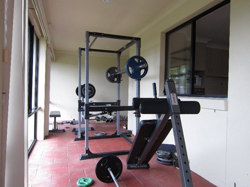 10 Chesterfield Place, Flinders View QLD 4305