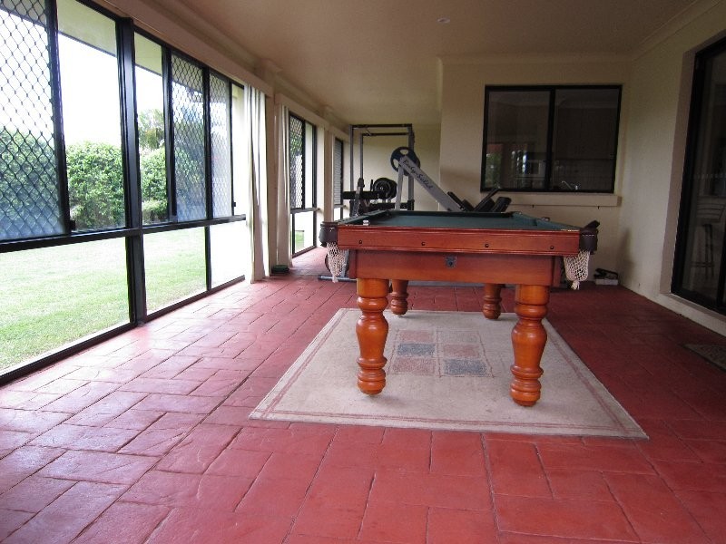 10 Chesterfield Place, Flinders View QLD 4305