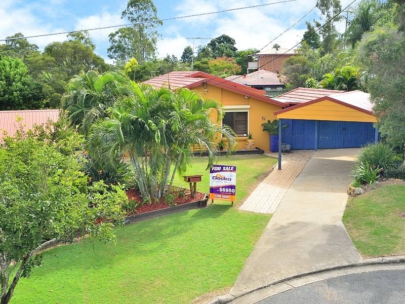 8 Brolga Court, Bundamba QLD 4304