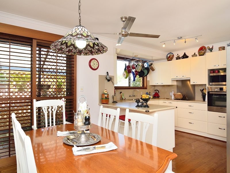 8 Brolga Court, Bundamba QLD 4304