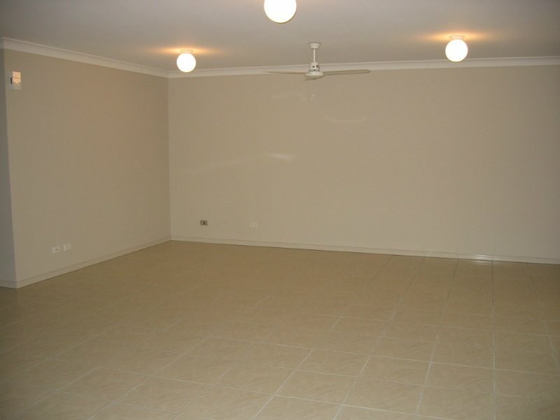 Flinders View QLD 4305