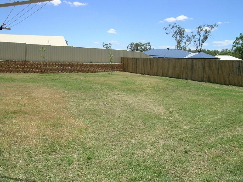 Flinders View QLD 4305