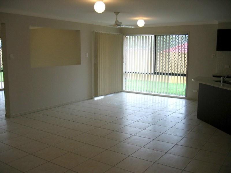 Flinders View QLD 4305