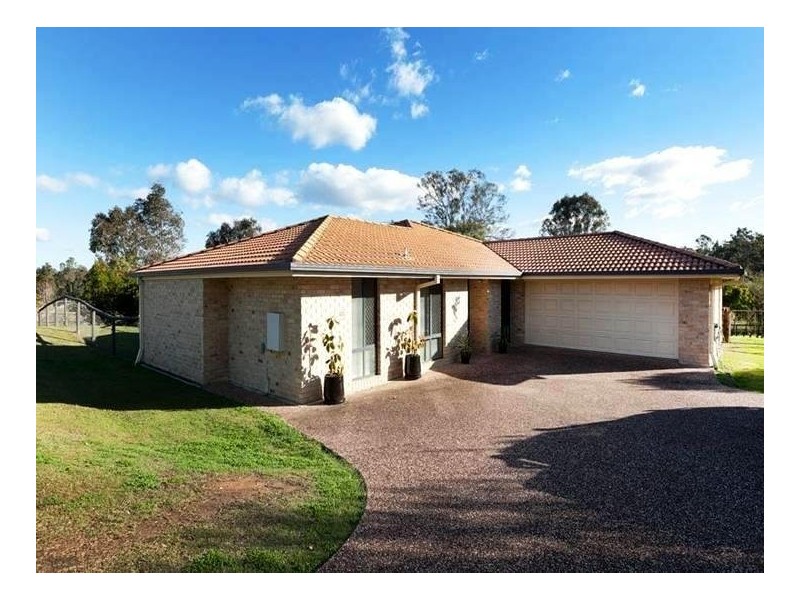 16 Krystyna Court, Karalee QLD 4306