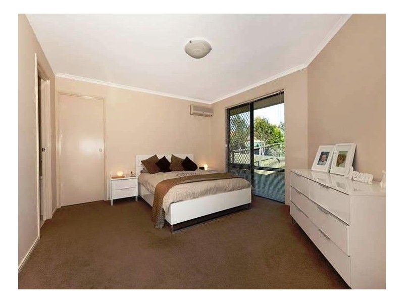 16 Krystyna Court, Karalee QLD 4306