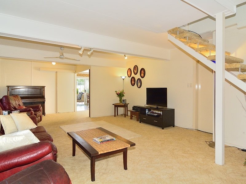 188 Blackstone Road, Silkstone QLD 4304